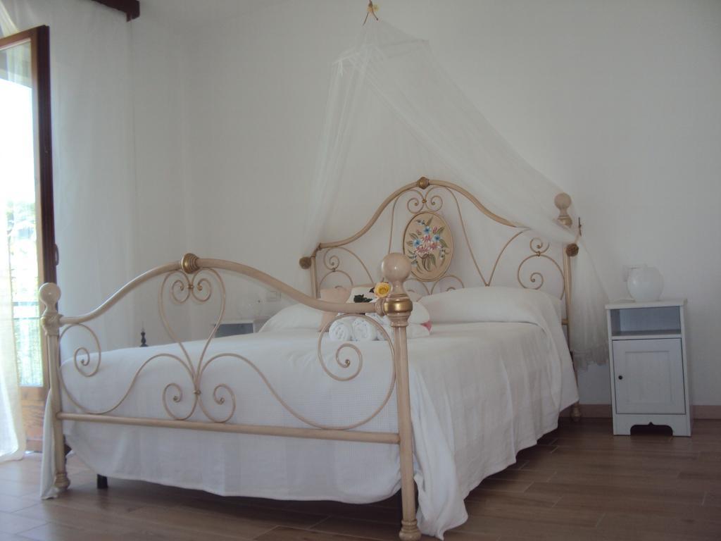 B&B Rosa Del Garda Lazise Szoba fotó